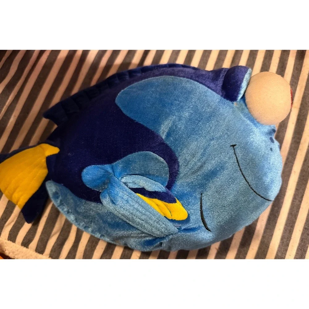 Disney Store Finding Nemo Dory Plush Blue Tang Stuffed Animal Pixar 10 Inch